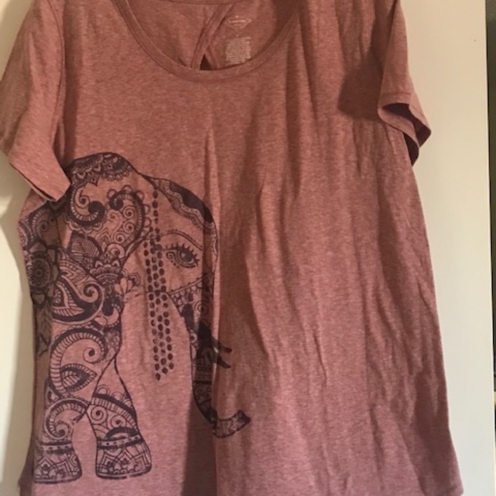 Saint Johns Bay Pink Tee W/ Elephant on front